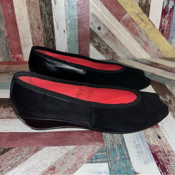 Pas De Rouge Peep Toe Suede Wedge Heel Shoes Black Made in Italy EUC SZE 8.5-9 - Picture 6 of 12